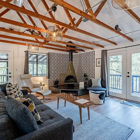 Villa The Pine House - Cozy Mid-Century Modern, Pet-Friendly Extérieur photo