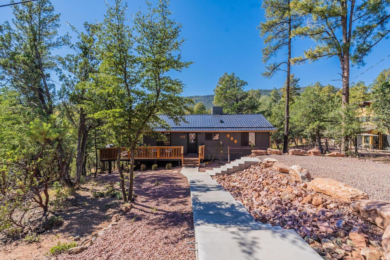 Villa The Pine House - Cozy Mid-Century Modern, Pet-Friendly Extérieur photo