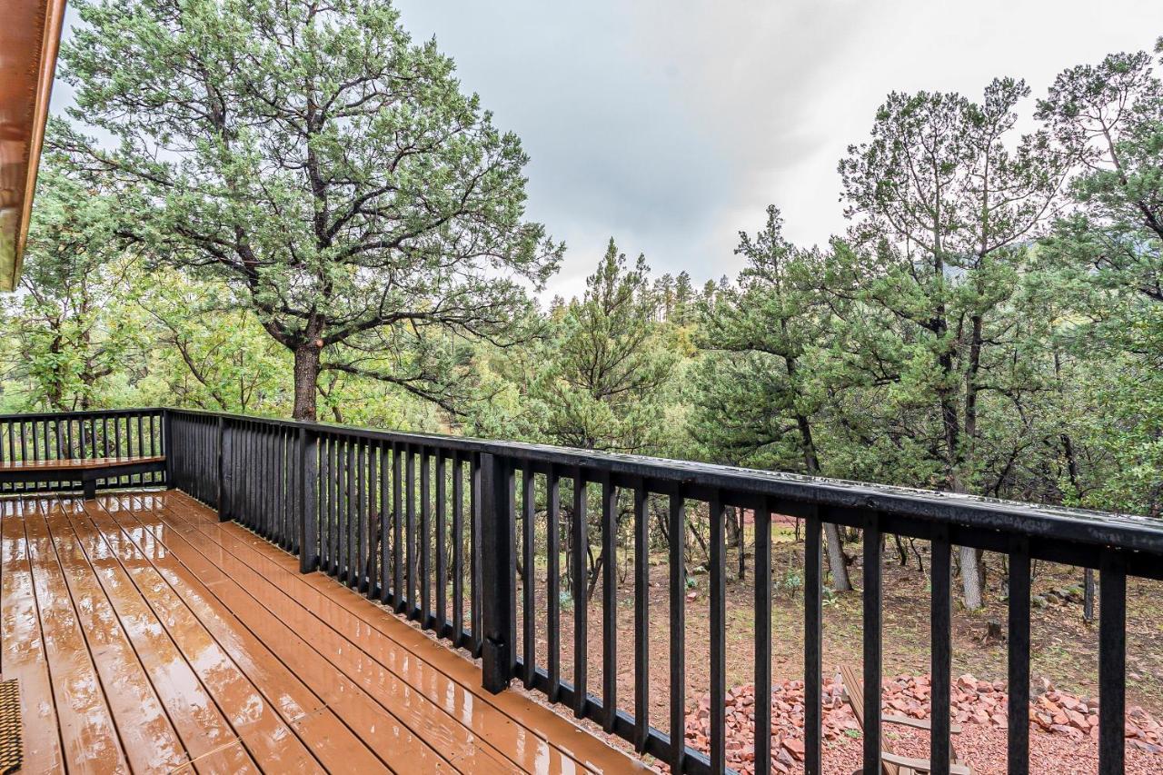 Villa The Pine House - Cozy Mid-Century Modern, Pet-Friendly Extérieur photo