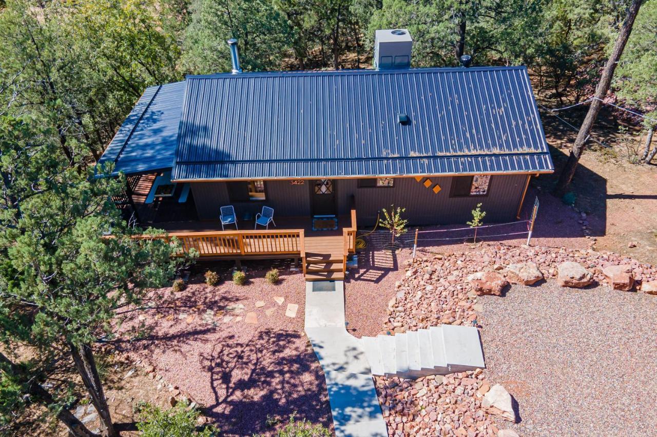 Villa The Pine House - Cozy Mid-Century Modern, Pet-Friendly Extérieur photo
